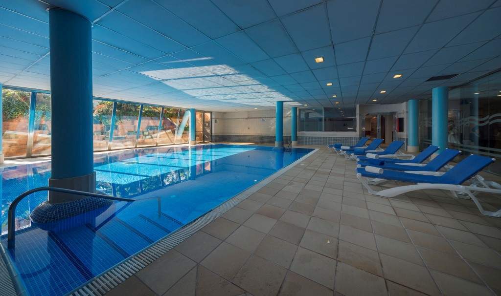 4R Gran Regina Hotel Салоу Екстериор снимка